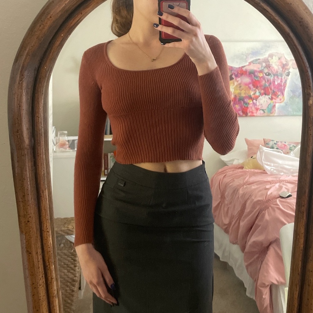 Kendall & Kylie Brown Cropped Sweater